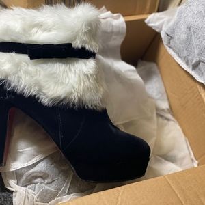 Black fur booties